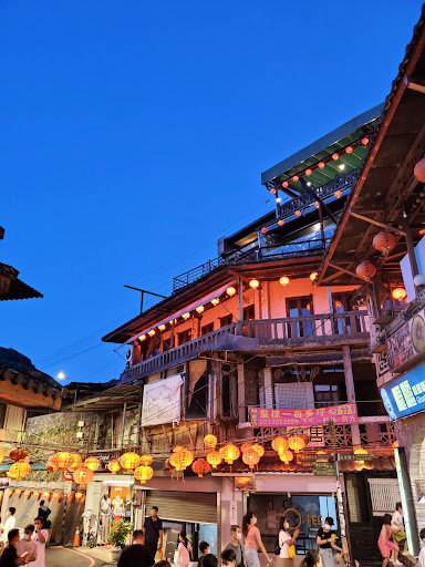九份夜間導覽Jiufen Night Tour guide 九窩夜間導覽