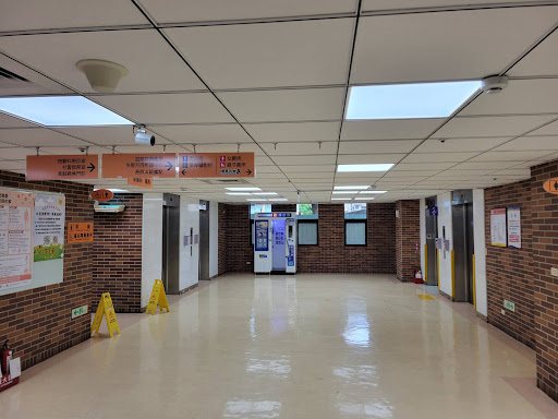 誠和 證件快照機 "水啦" 宜蘭縣宜蘭市/國立陽明交通大學附設醫院 新民院區/證件照/大頭照/DIY列印