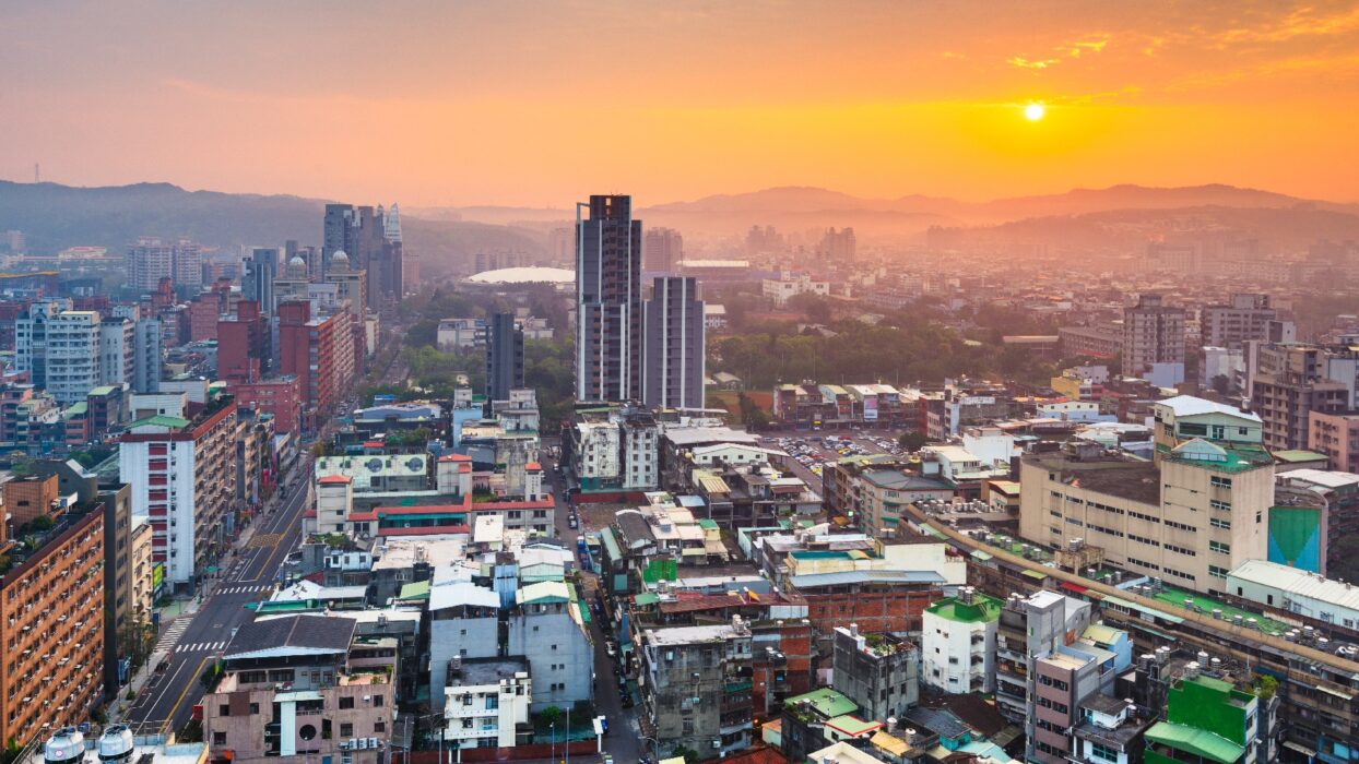 Hsinchu 1 新竹必拍景点:探索科技城的绝美夜景与文化古迹