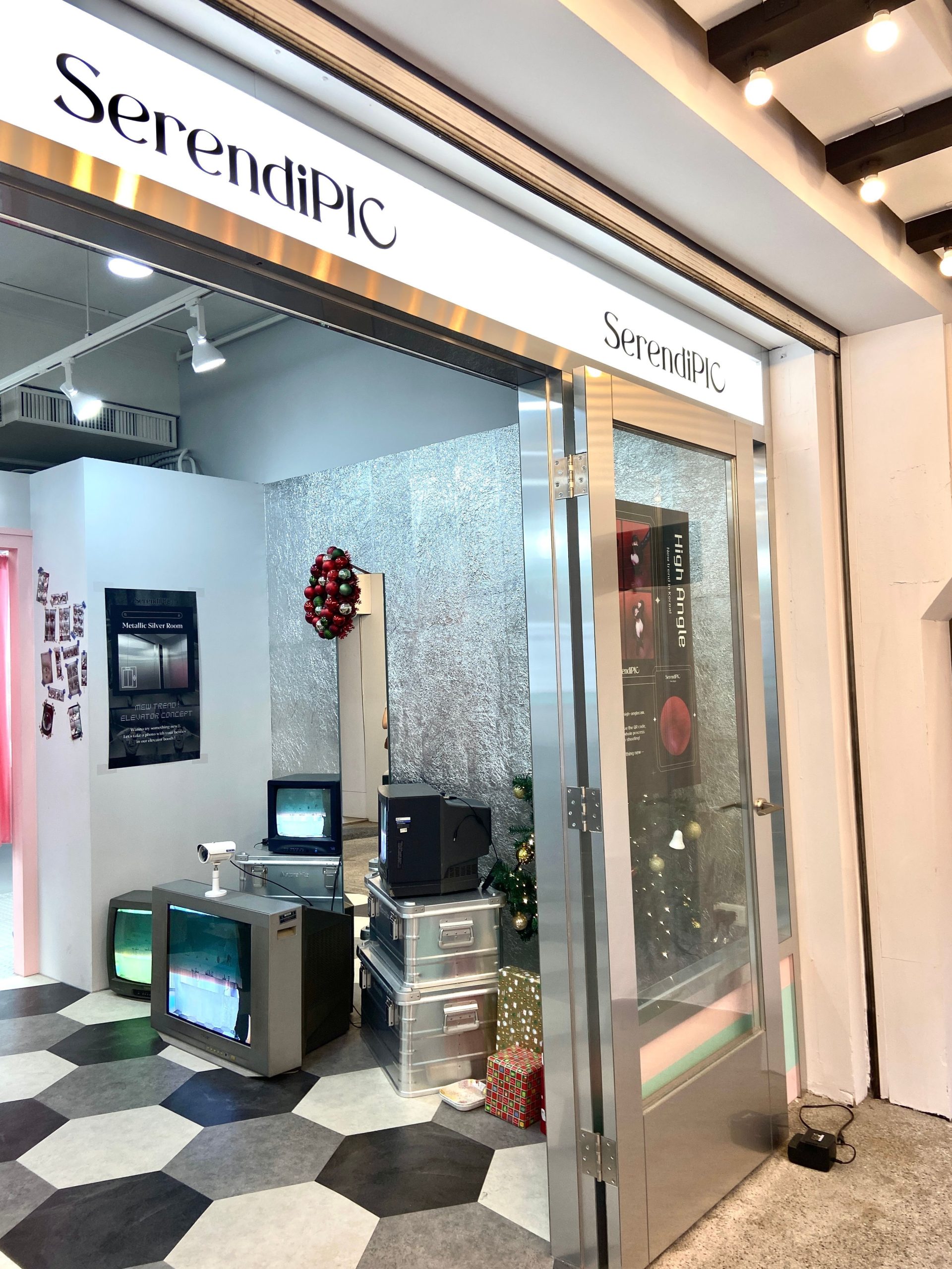 SerendiPIC士林店 / 士林夜市拍貼 / 電梯拍貼 1 SerendiPIC士林店 / 士林夜市拍貼 / 電梯拍貼